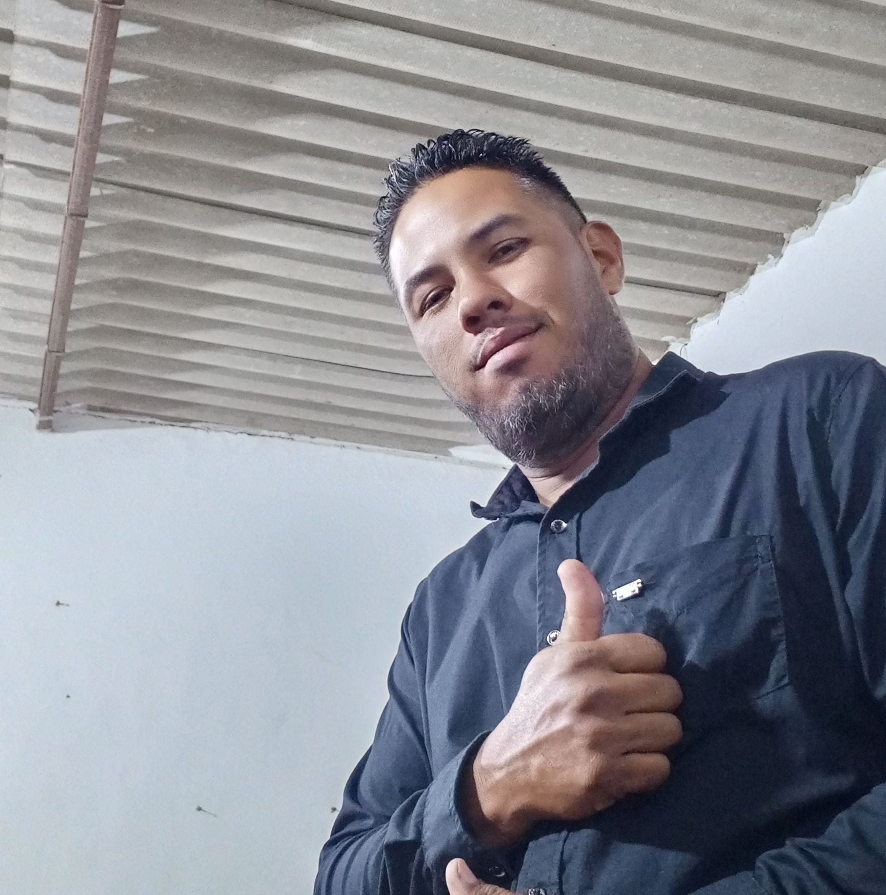 <em><strong>Luis Q.</strong></em>